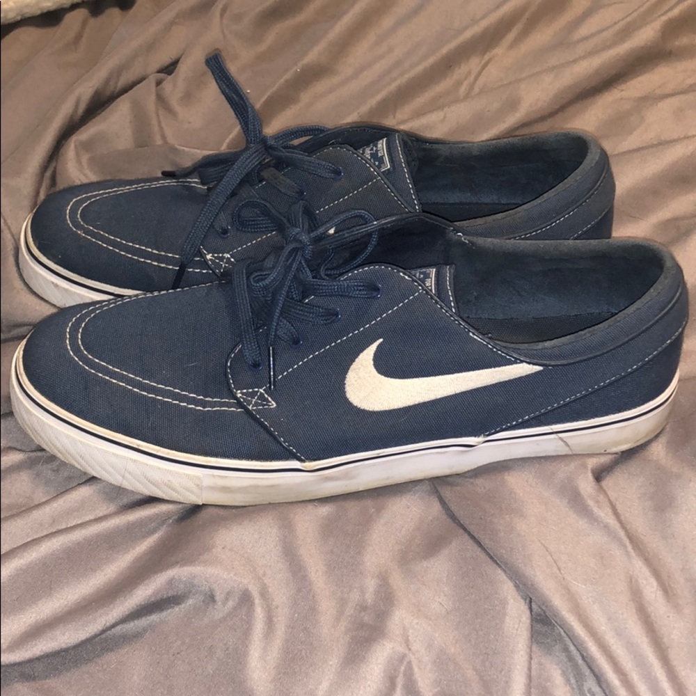 Nike Janoski